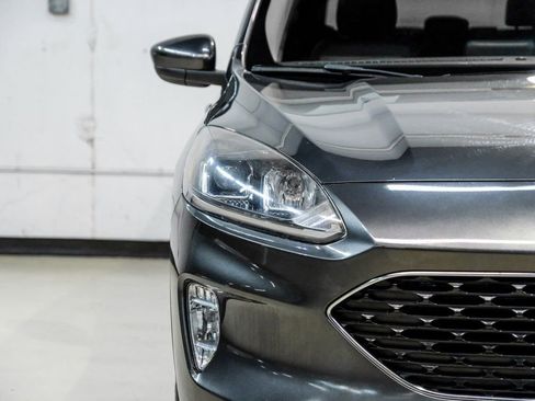 Used 2020 Ford Escape SEL image 45