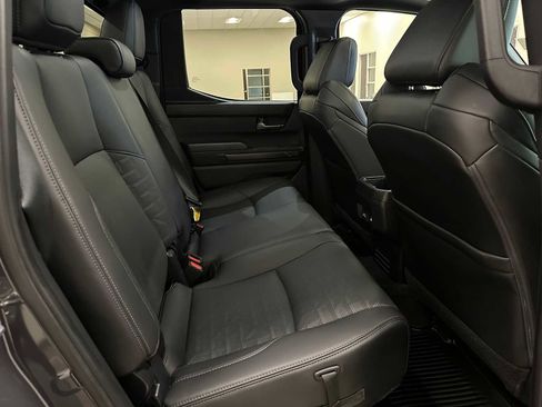Certified 2025 Toyota Tacoma TRD Off-Road w/ TRD Off Road Premium Package AWD/4WD image 28