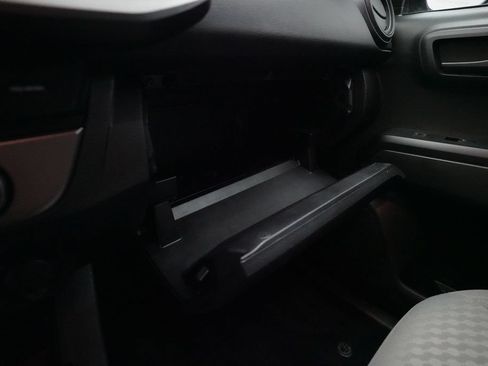 Used 2023 Toyota Tacoma SR AWD/4WD image 31