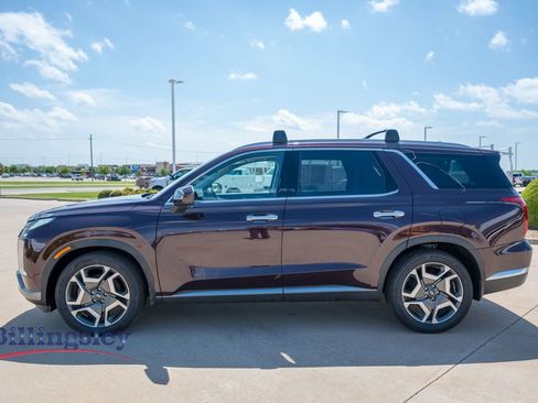 Used 2023 Hyundai Palisade Limited FWD image 4