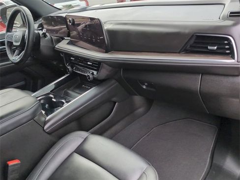 Used 2025 Chevrolet Tahoe Z71 image 27