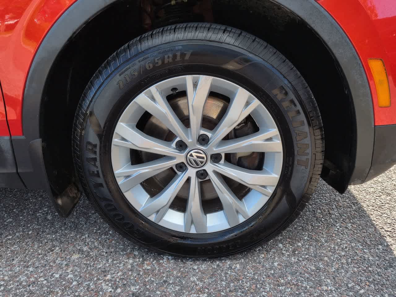 Used 2019 Volkswagen Tiguan S w/ Driver Assistance Package FWD image 11