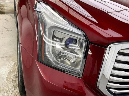 Used 2017 GMC Yukon SLT w/ Premium Edition image 26