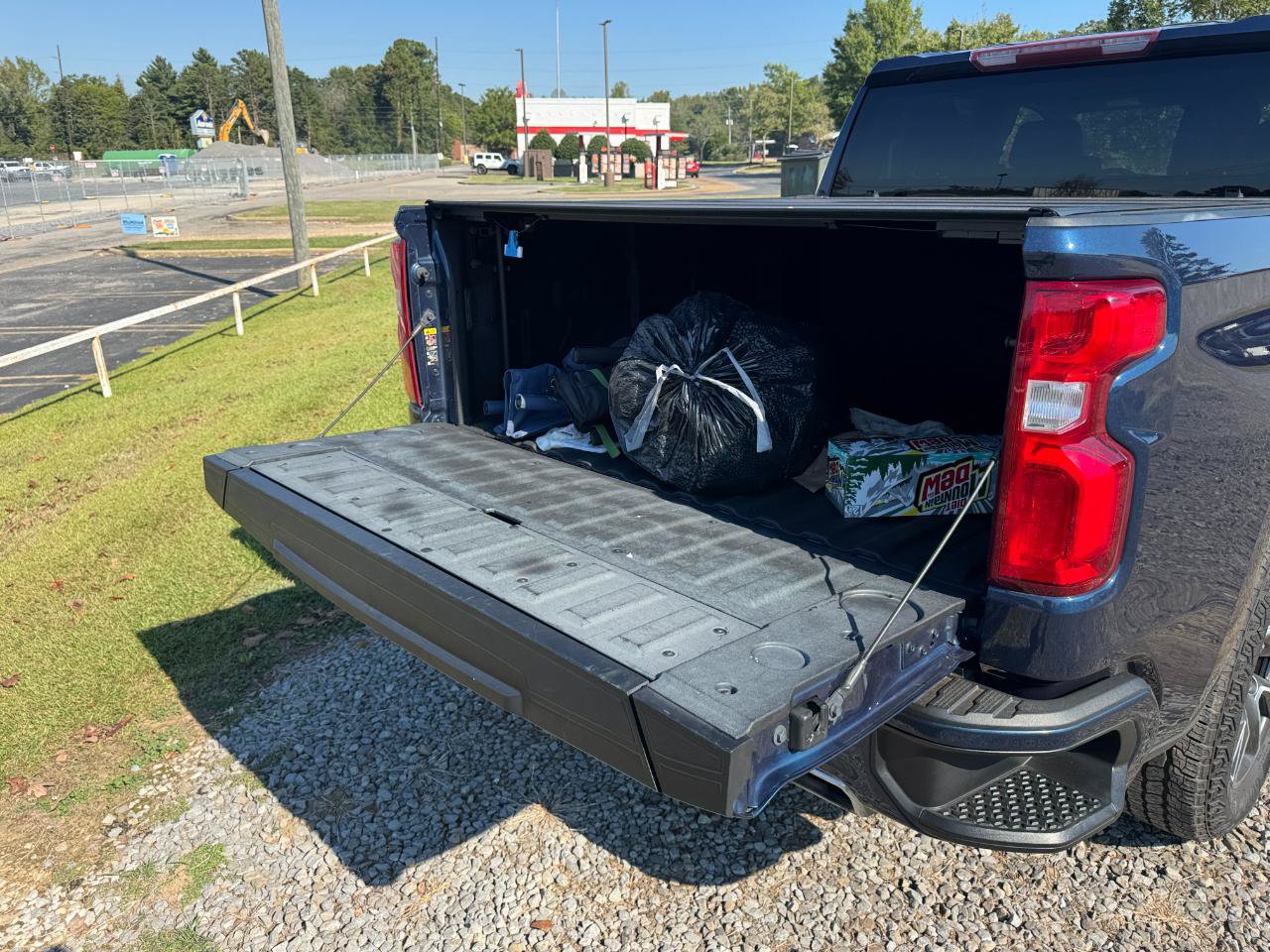 Used 2022 Chevrolet Silverado 1500 RST AWD/4WD image 22