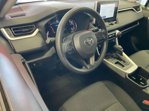 Used 2025 Toyota RAV4 XLE image 13