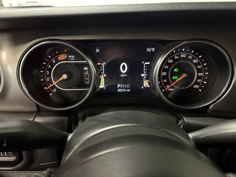 Used 2020 Jeep Wrangler Sport AWD/4WD image 17