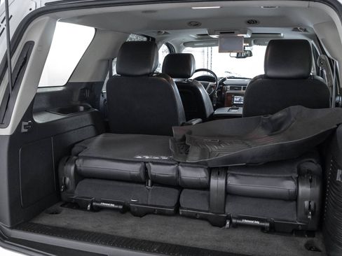 Used 2014 Chevrolet Tahoe LTZ AWD/4WD image 38