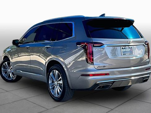 Used 2023 Cadillac XT6 Premium Luxury FWD image 12