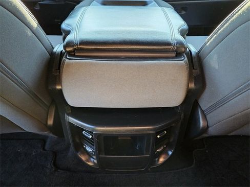 Used 2021 RAM 1500 Big Horn image 9