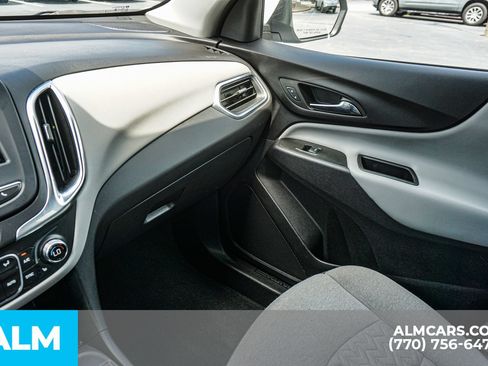 Used 2024 Chevrolet Equinox LT FWD image 46