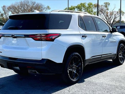 Certified 2023 Chevrolet Traverse Premier w/ Redline Edition image 4