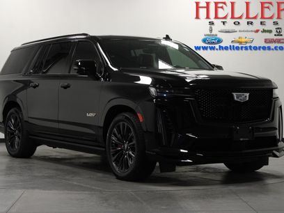Used 2023 Cadillac Escalade ESV V w/ LPO, ONYX Package