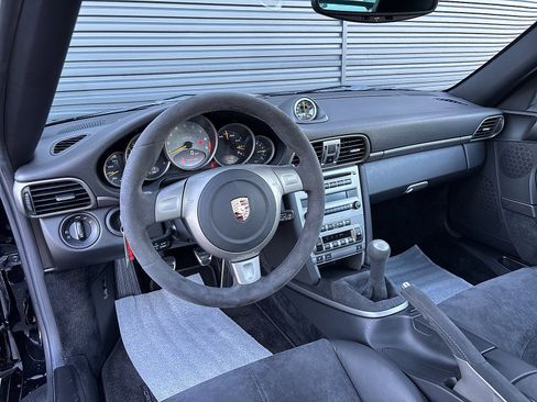 Used 2007 Porsche 911 GT3 image 16