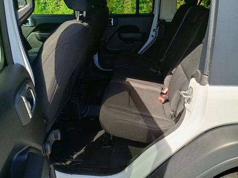 Used 2021 Jeep Wrangler Unlimited Willys image 20