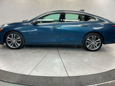 Used 2024 Chevrolet Malibu LT FWD image 2