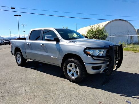 Used 2019 RAM 1500 Big Horn AWD/4WD image 2