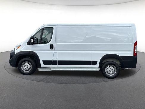 Used 2025 RAM ProMaster 2500 w/ U-Haul Equipment Group FWD image 2