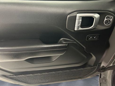 Used 2020 Jeep Wrangler Unlimited Sport S image 12