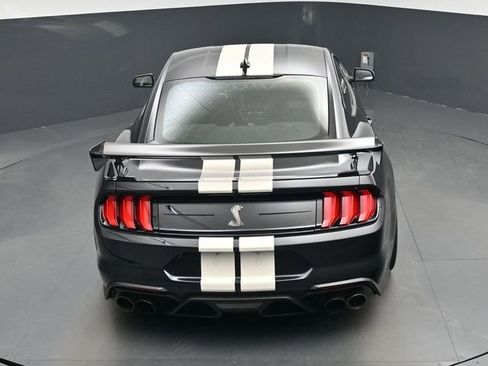 Used 2022 Ford Mustang Shelby GT500 w/ Carbon Fiber Track Pack RWD image 25