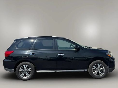 Used 2018 Nissan Pathfinder SL FWD image 7