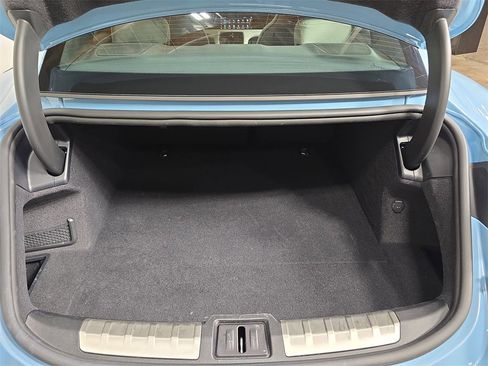 Used 2020 Porsche Taycan 4S image 25