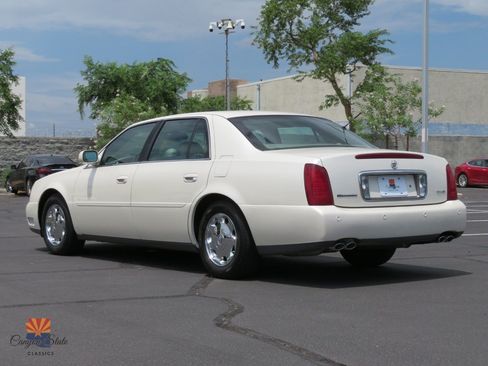 Used 2002 Cadillac De Ville DHS w/ Safety/Security Pkg FWD image 13