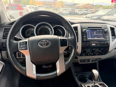 Used 2013 Toyota Tacoma 4x4 Double Cab w/ SR5 Pkg image 13