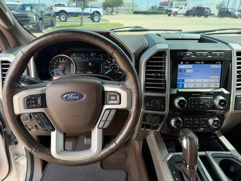 Used 2018 Ford F150 King Ranch w/ Equipment Group 601A Luxury AWD/4WD image 13