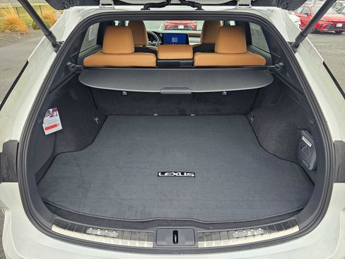 Used 2026 Lexus RX 350h w/ Convenience Package image 14