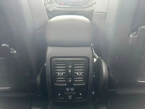 Used 2024 Dodge Durango R/T w/ Tow 'N Go Group AWD/4WD image 20