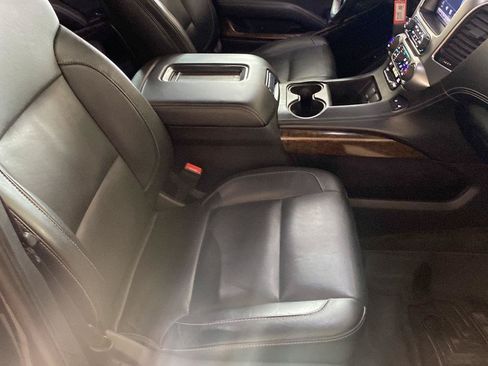 Used 2015 Chevrolet Suburban LT AWD/4WD image 44