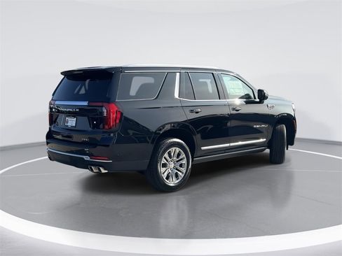 New 2026 GMC Yukon Denali w/ Sun & Power Step Package image 3