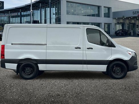 New 2025 Mercedes-Benz Sprinter 2500 image 3