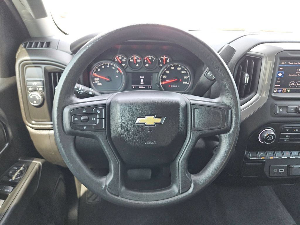Certified 2022 Chevrolet Silverado 1500 Custom RWD image 20