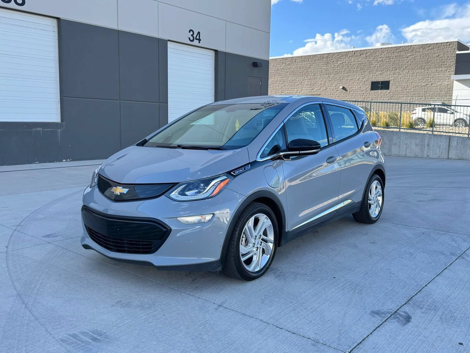 Used 2019 Chevrolet Bolt LT FWD image 1