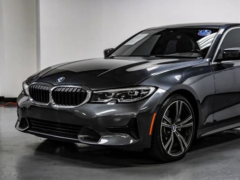 Used 2021 BMW 330i Sedan w/ Driving Assistance Package RWD image 10