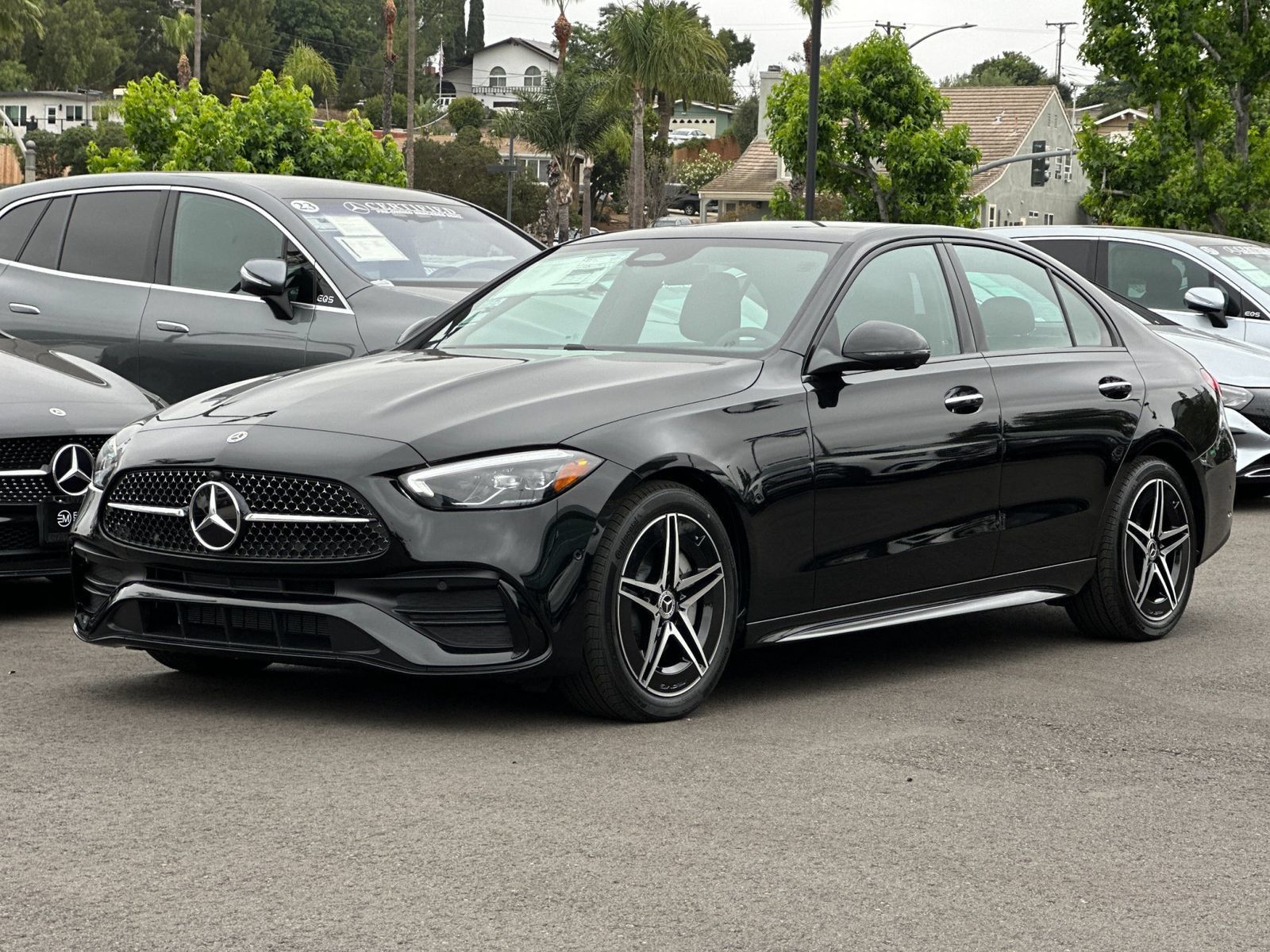 Used 2025 Mercedes-Benz C 300 4MATIC Sedan image 7