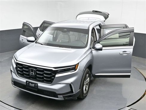 Used 2023 Honda Pilot EX-L image 61