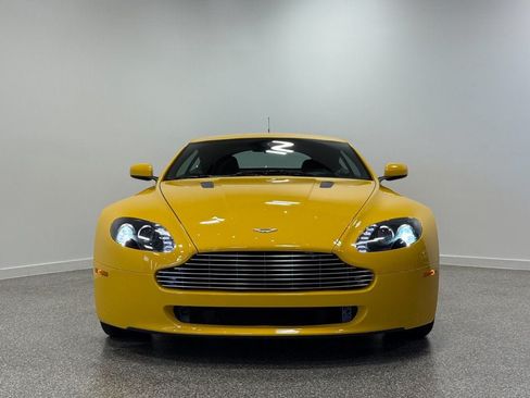 Used 2006 Aston Martin V8 Vantage Coupe RWD image 2