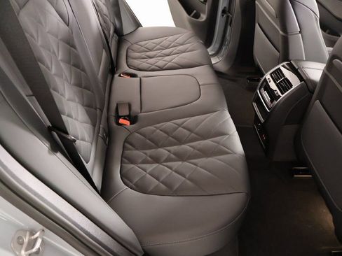 New 2026 BMW X5 M60i w/ Executive Package image 15