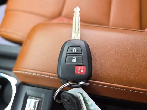 Used 2018 Toyota Tundra 1794 Edition AWD/4WD image 17
