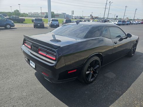 Used 2022 Dodge Challenger GT w/ Plus Package RWD image 6