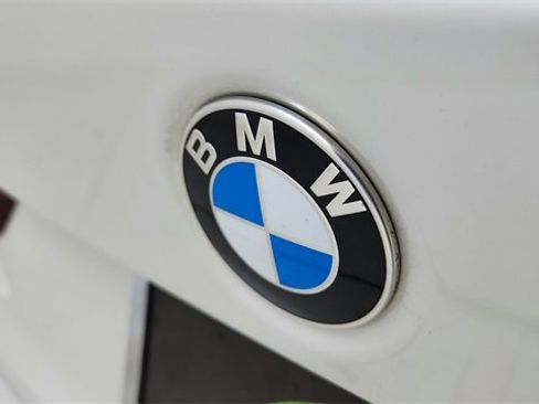 Used 2025 BMW 330i xDrive Sedan image 16