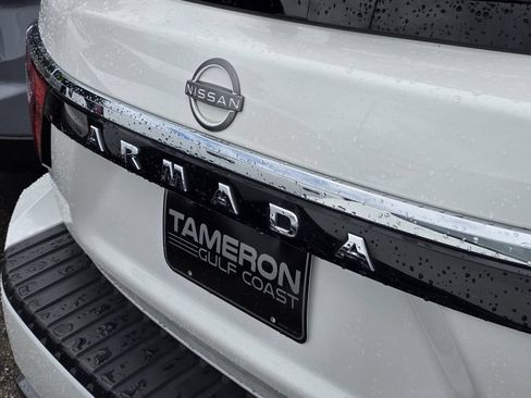 Used 2024 Nissan Armada SV AWD/4WD image 5