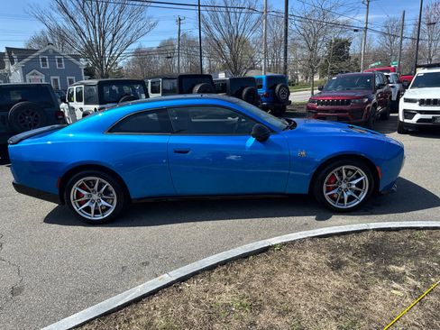 Used 2026 Dodge Charger Daytona Scat Pack image 7