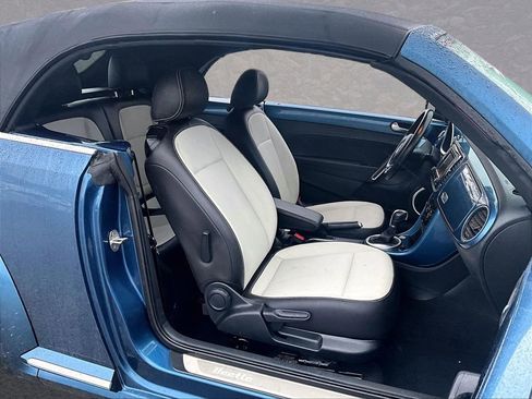 Used 2017 Volkswagen Beetle 1.8T SEL image 5