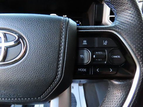 Used 2023 Toyota Tundra Platinum image 40