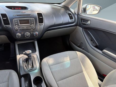 Used 2014 Kia Forte LX FWD image 26