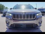 Used 2023 Jeep Cherokee Altitude Lux image 2
