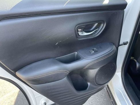 Used 2024 Honda HR-V Sport image 11